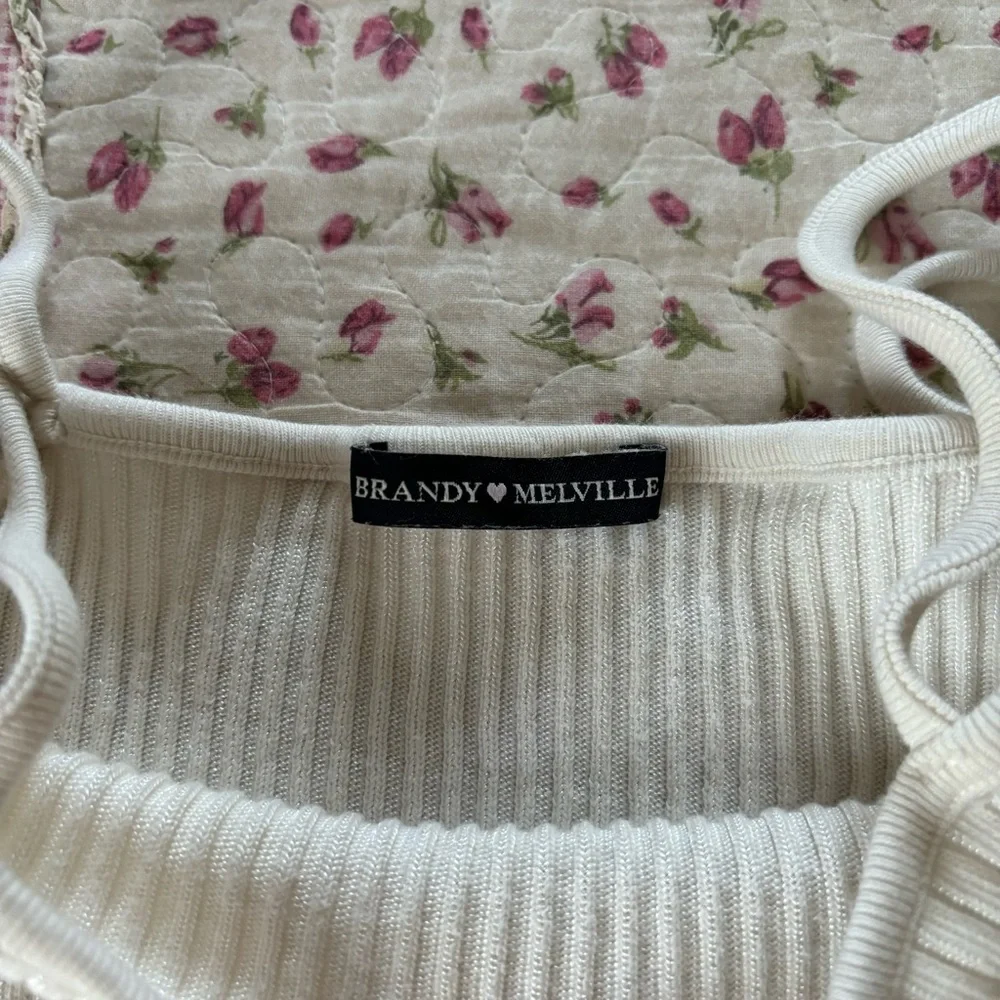 Brandy Melville/John Galt Cream Faye Tank Top - Picture 2 of 3